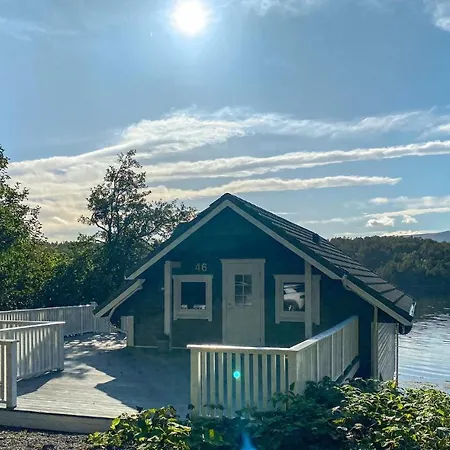 Beautiful In With Wifi Holiday home