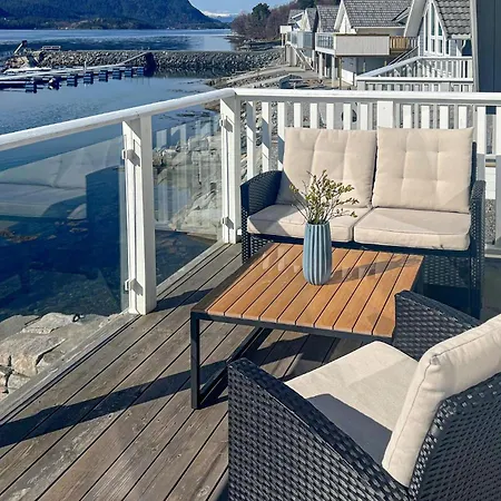 Holiday home Beautiful In With Wifi